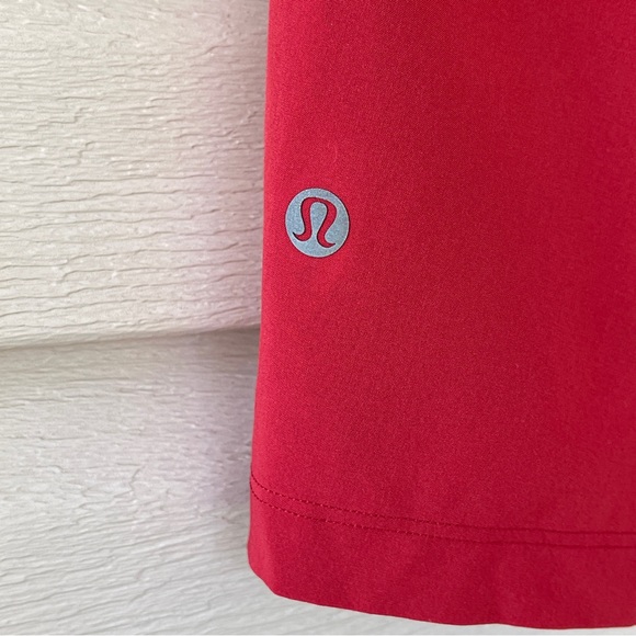 Lululemon T.H.E. Linerless Red Drawstring Athletic Shorts Size S - Picture 6 of 8